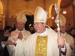 Monsignor Enzo Pisanello vescovo
