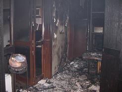 Interno dopo l'incendio in casa di Alberto Fortuzzi 27 maggio 2009