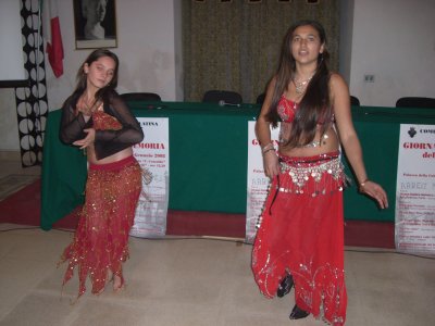 Giorno della Memoria, danza Rom comunità leccese
