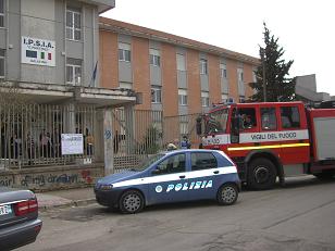Polizia e Vigili del Fuoco all'Ipsia di Galatina